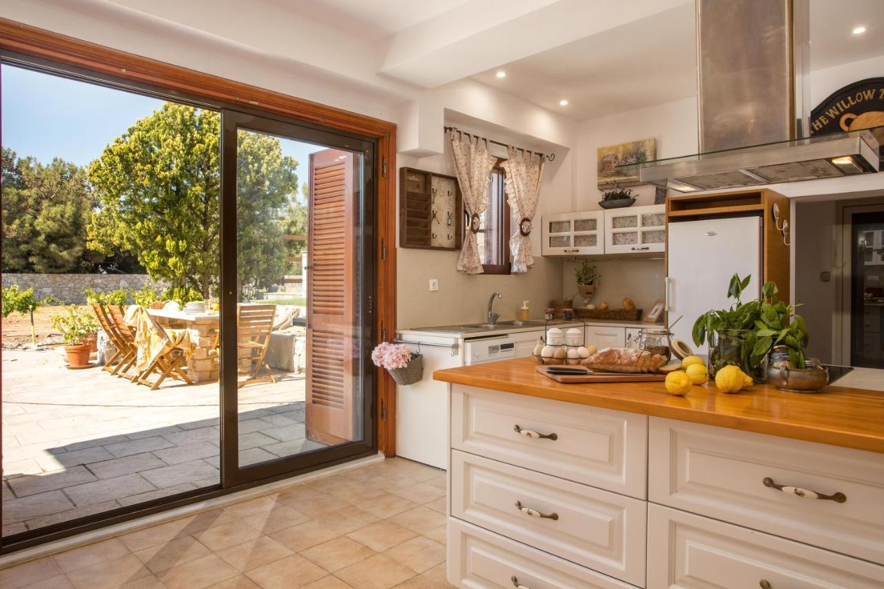Emarmene Home With Private Pool Near Rhodes Town & Airport Koskinou  Exterior foto